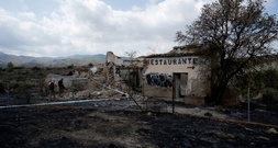 Nach tödlichem Waldbrand: Spaniens Regierungschef Sánchez besucht Katastrophengebiet