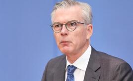 Wirtschaftsweiser warnt vor Panikmache bei Minijob-Debatte