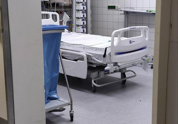 Bild vergr&ouml;&szlig;ern: Krankenhausgesellschaft: Jede dritte Klinik droht zu verschwinden