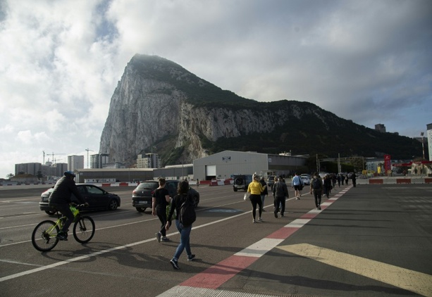 Bild vergr&ouml;&szlig;ern: Grenzkontrollen zwischen Spanien und Gibraltar aufgehoben
