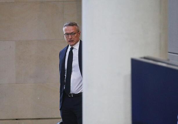 Bild vergr&ouml;&szlig;ern: Wildberger weist Kritik an sinkenden Schutzstandards zurück