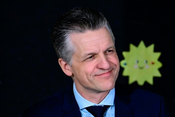 Bild vergr&ouml;&szlig;ern: Kanzleramtschef Frei führt erneut Ranking von Abgeordnetenwatch an