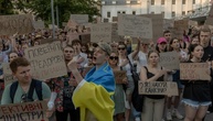 Erneut Proteste in Kiew nach Ablösung von beliebtem Verteidigungsminister