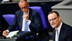 Spahn tritt wegen Leihmutter-Affäre zurück - Merz nennt Schritt