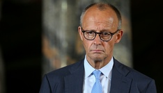 Merz erwägt Kabinettsumbildung nach Spahn-Rücktritt