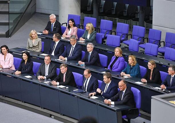 Bild vergr&ouml;&szlig;ern: Verfassungsrechtler warnt vor verzögerter Vereidigung neuer Minister