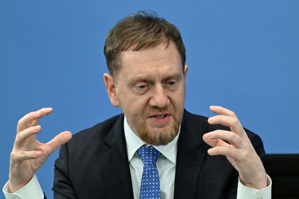 Bild vergr&ouml;&szlig;ern: Kretschmer kritisiert Brandmauer zu AfD: Müssen mit jedem reden