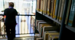 Zahl von Habilitationen in Deutschland 2025 leicht gestiegen