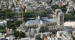 Pariser Kathedrale Notre-Dame erhält im Herbst neue Fenster