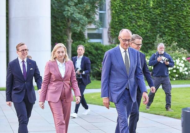 Bild vergr&ouml;&szlig;ern: Linke kritisiert Merz` Kabinettsumbau scharf