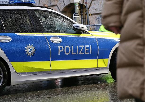 Bild vergr&ouml;&szlig;ern: Regensburg: Verdächtiger nach tödlichem Angriff in U-Haft