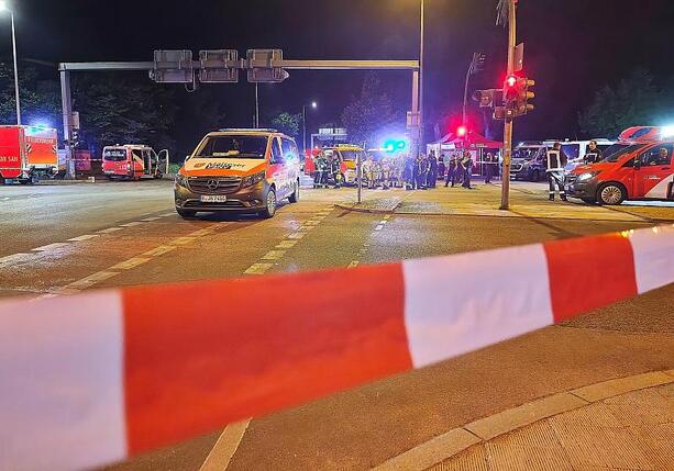 Bild vergr&ouml;&szlig;ern: Polizei sucht Islamist nach CSD-Todesfahrt
