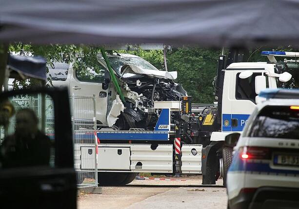 Bild vergr&ouml;&szlig;ern: Berichte: Mutmaßlicher CSD-Attentäter von Polizei erschossen