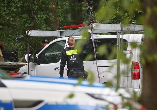 Bild vergr&ouml;&szlig;ern: Polizei bestätigt Tod des mutmaßlichen CSD-Attentäters bei Einsatz