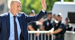 Frankreich: Neuer Nationaltrainer Zidane will gegen Rassismus im Fußball kämpfen