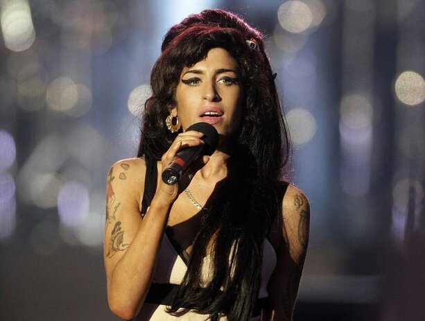 Bild vergr&ouml;&szlig;ern: Vater von Amy Winehouse muss Freundinnen der Sängerin fast eine Million Pfund zahlen