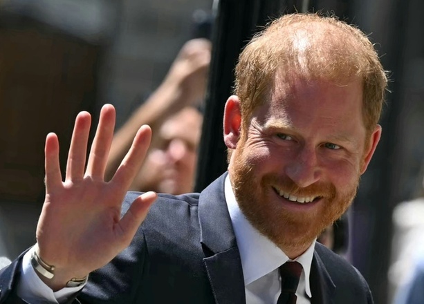 Bild vergr&ouml;&szlig;ern: Nach gescheiterter Klage: Medien fordern Millionenkosten von Prinz Harry zurück