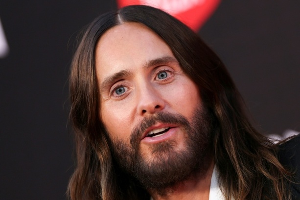 Bild vergr&ouml;&szlig;ern: Nach BBC-Doku: Schauspieler Jared Leto weist Vorwürfe sexueller Gewalt zurück