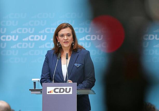 Bild vergr&ouml;&szlig;ern: Neue CDU-Generalsekretärin will auf Basis zugehen