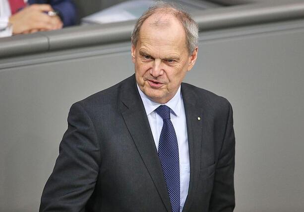 Bild vergr&ouml;&szlig;ern: Güntzler räumt Fehler bei Absage des Verkehrsministerpostens ein
