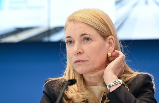 Bild vergr&ouml;&szlig;ern: DB-Chefin Palla beklagt organisierte Verantwortungslosigkeit im Konzern