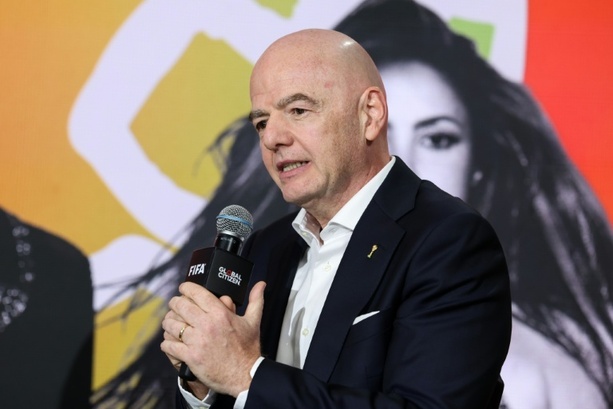 Bild vergr&ouml;&szlig;ern: Rückzieher nach heftiger Kritik: Fifa stoppt umstrittene Investoren-Pläne