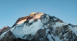 Lawine in Pakistan: Suche nach Vermissten geht weiter - darunter Bergsteiger Purja