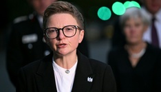 Nach Burnham-Abschied: Bev Craig ist neue Bürgermeisterin von Manchester