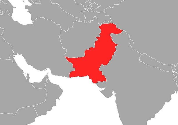 Bild vergr&ouml;&szlig;ern: 15 Tote bei Selbstmordanschlag auf Polizeiwache in Pakistan