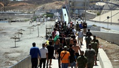 Marokko weist Verantwortung für Massenandrang von Migranten auf Ceuta zurück
