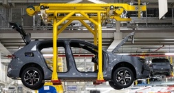 Ifo-Institut: Geschäftserwartungen in der Autoindustrie gehen 