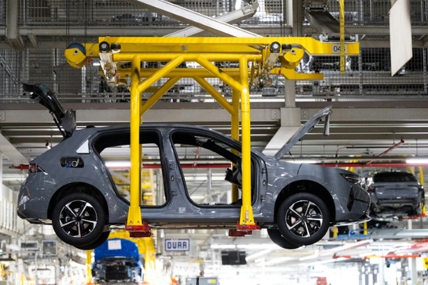 Bild vergr&ouml;&szlig;ern: Ifo-Institut: Geschäftserwartungen in der Autoindustrie gehen steil nach oben