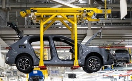 Ifo-Institut: Geschäftserwartungen in der Autoindustrie gehen 