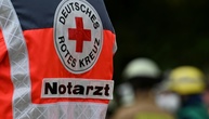 Arbeiter stribt in Niedersachsen durch umkippenden Bagger