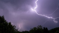Frau fällt bei Gewitter im Bodensee von Motorboot: 65-Jährige bisher nicht gefunden