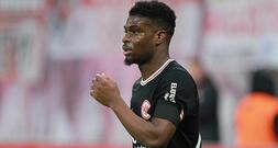 Schalke holt Dina Ebimbe