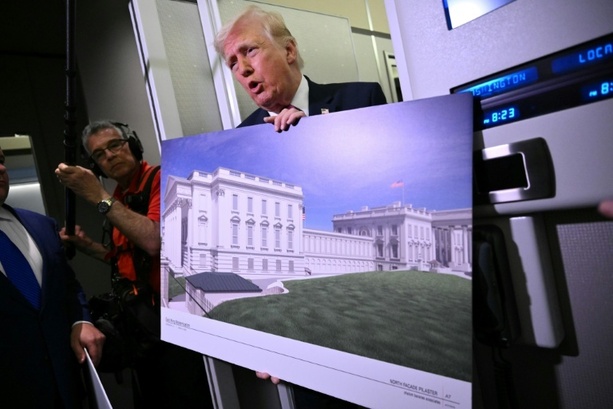 Bild vergr&ouml;&szlig;ern: Trump spricht nach Ballsaal-Urteil von nationaler Schande