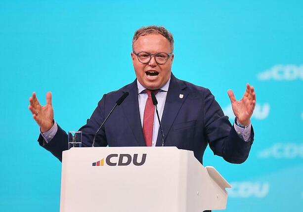 Bild vergr&ouml;&szlig;ern: Voigt legt im Rentenstreit nach