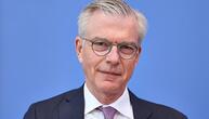 Wirtschaftsweiser fordert niedrigere Beamtenpensionen