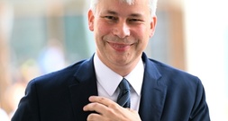 Verkehrsminister Bilger verteidigt Aussetzung von Sonntagsfahrverbot für Lkw