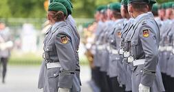 Bundeswehr schreibt ehemalige Wehrdienstleistende an
