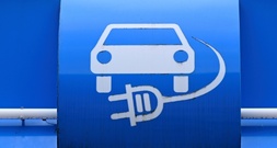 Hohe Spritpreise: Immer mehr Autofahrer steigen aufs E-Auto um