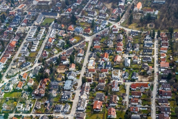 Bild vergr&ouml;&szlig;ern: Portal: Jedes dritte Einfamilienhaus in Metropolen kostet über eine Million Euro