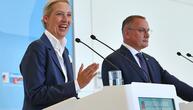 Forsa: AfD bleibt auf Rekordkurs - Merz auf Allzeit-Tief