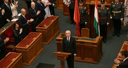 Orban-Kritiker Baka ist neuer ungarischer Staatspräsident