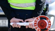 Mecklenburg-Vorpommern: 16-jährige Autofahrerin entkommt mehrmals der Polizei