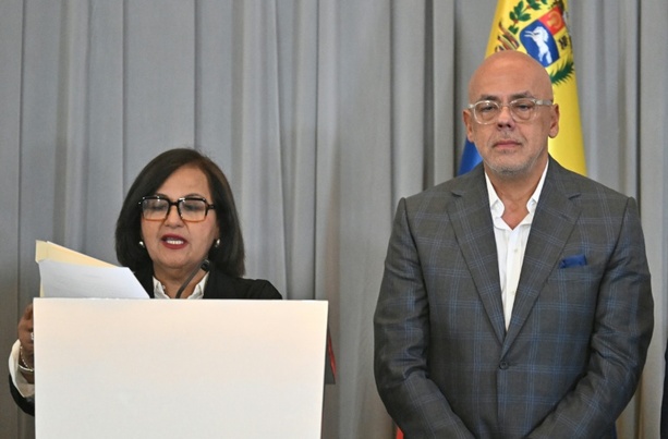 Bild vergr&ouml;&szlig;ern: Erste Dialogrunde: Regierung und Opposition in Venezuela vereinbaren Justizreform