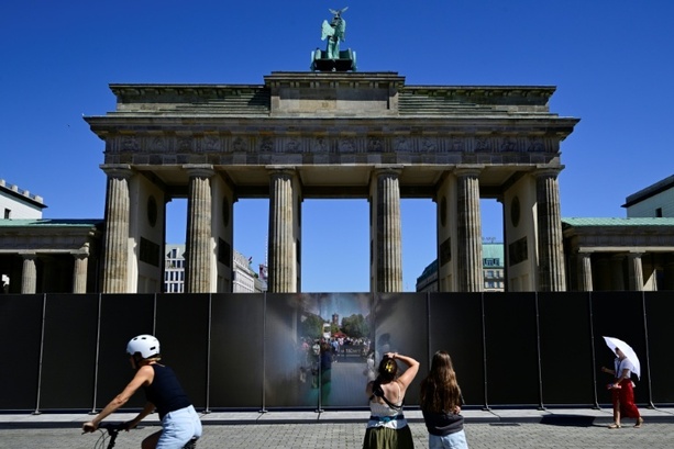 Bild vergr&ouml;&szlig;ern: Klöckner weist zu Jahrestag des Mauerbaus auf Spaltungen zwischen Ost und West hin