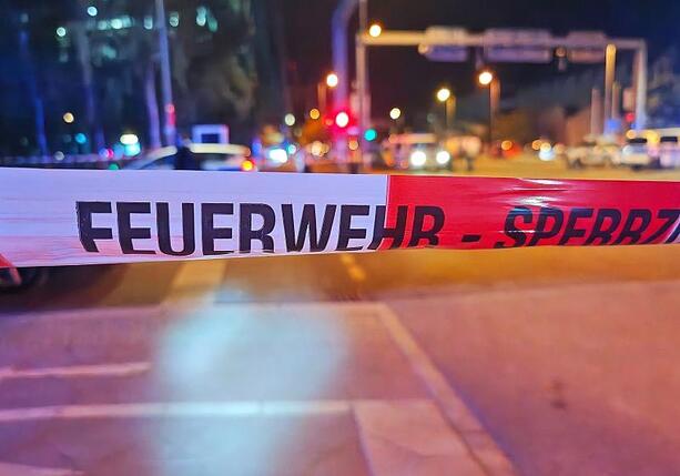 Bild vergr&ouml;&szlig;ern: 1.800 Menschen wegen Waldbrand in der Eifel evakuiert