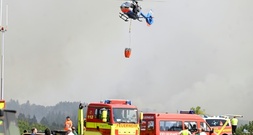 Wind dreht sich: Waldbrand bei Hürtgenwald weiter nicht unter Kontrolle